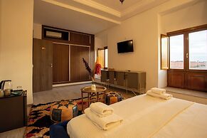 Riad kenza