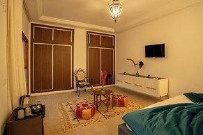 Riad kenza