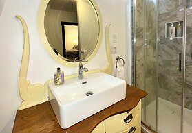 Royal Hotel Sydney