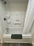 Cheticamp Outback Inn