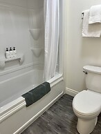 Cheticamp Outback Inn