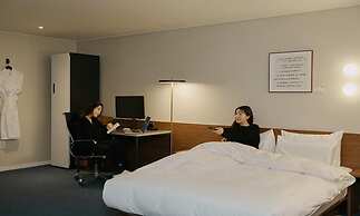 Anook Hotel Suwon Ingye