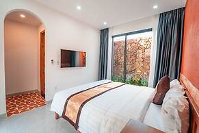 TRUONG PHU HOUSE