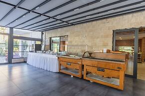 Pharos Hotel