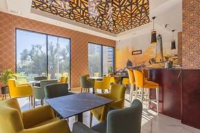 Pharos Hotel