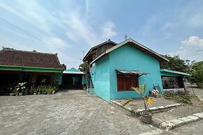 Hotel O Kost Bu Tutik Syariah