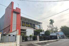 Hotel O Rumah Singgah Cemara Syariah