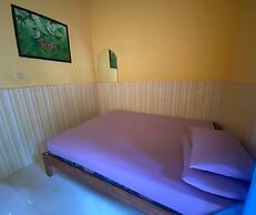 Hotel O Lotus Guest House