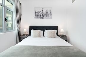 Lux BnB Greens & Views Lake View