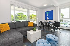 Pool apartments Banta A
