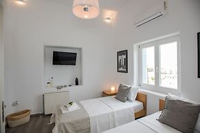 TIFFANYS VILLAS