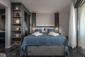 Luxury Villas Travera