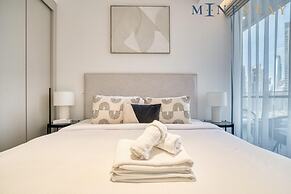 Exclusive 2BR Apt With Superb Balcony Marina Views