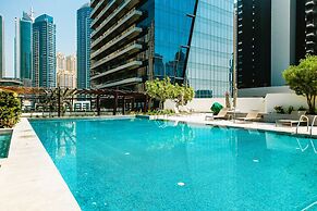Exclusive 2BR Apt With Superb Balcony Marina Views
