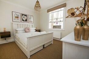 Waterloo Apartment