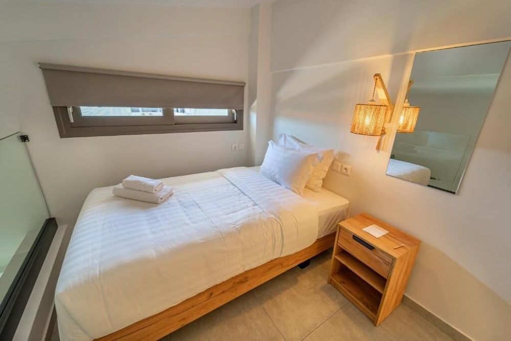 Niso Skiathos