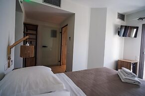 Niso Skiathos