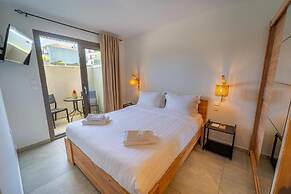 Niso Skiathos