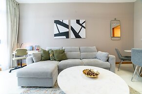 Vacay Lettings - Iris Blue