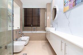 Vacay Lettings - Iris Blue
