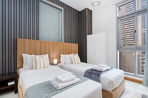 Vacay Lettings - Iris Blue