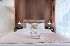 Vacay Lettings - Iris Blue