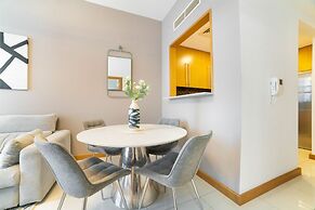 Vacay Lettings - Iris Blue