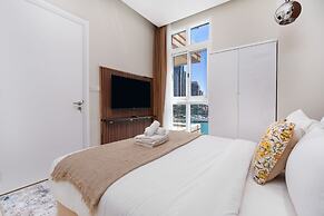 Vacay Lettings - Iris Blue
