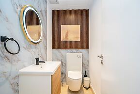 Vacay Lettings - Iris Blue
