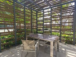 Vacay Lettings - Burj Vista Tower 1