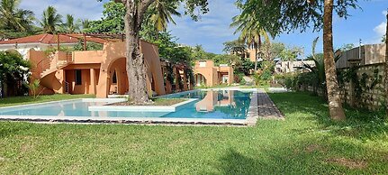 Al Mahali Villas