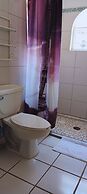 Alexandross Hostel BnB