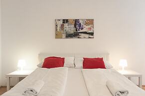 Central 3BR shared Apt. Near Rennweg