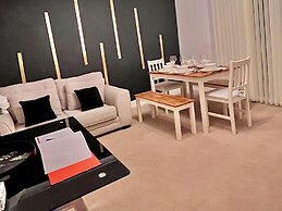 Comfy and Spacious 5-bed House in Cambridge