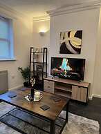 3 Floor 2 Bedroom House