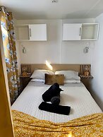Aparts & Suites summer cascade Alvor