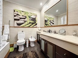 Aparts & Suites summer cascade Alvor