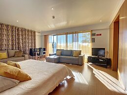 Aparts & Suites summer cascade Alvor