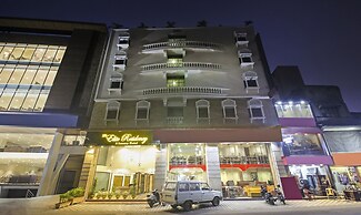 SYN Elite Residency