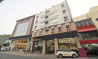 SYN Elite Residency