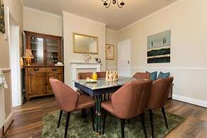 Captivating 2-bed House in Chesterfield