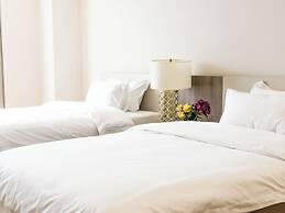 May Seven Hotel and Suites