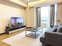 May Seven Hotel and Suites