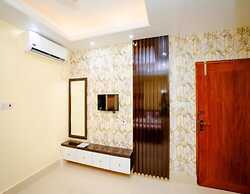 Adarsha Palace Hotel