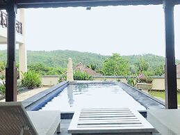 Imaj Private Villas