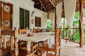 Marine Holiday House