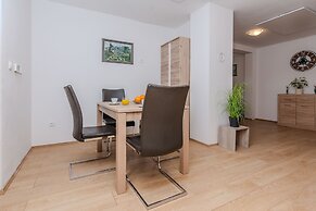 Holiday home Loncar