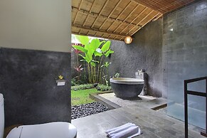 Belvilla Serene Hideaway Resort Monkey Forest