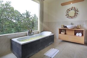 Belvilla Serene Hideaway Resort Monkey Forest
