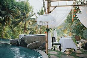 Belvilla Serene Hideaway Resort Monkey Forest